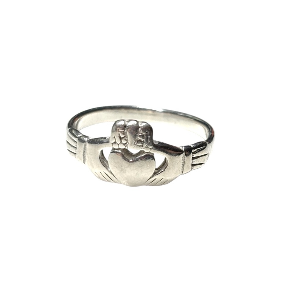 Sterling Silver Claddagh Ring